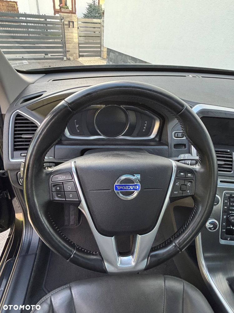 Volvo XC 60 D4 Geartronic Summum - 32