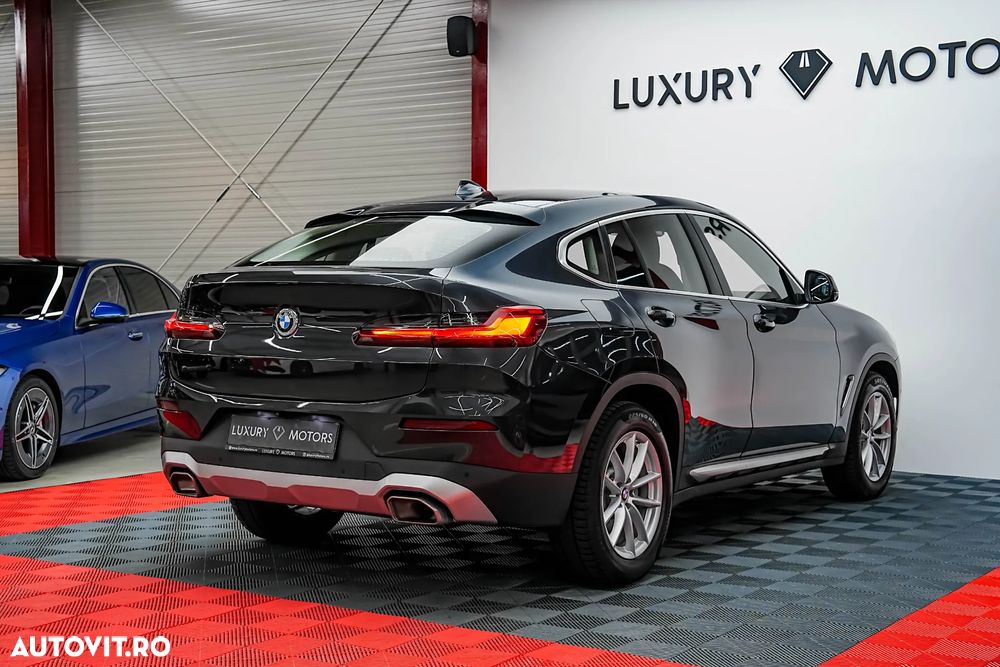 BMW X4 xDrive20d MHEV - 11