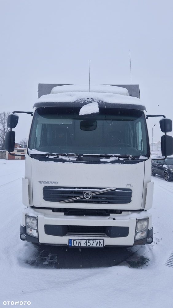 Volvo FL 4X2R - 4