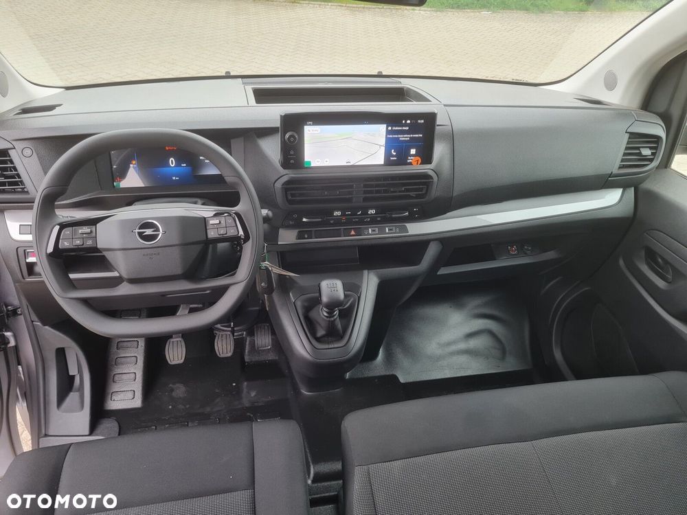 Opel Vivaro - 15