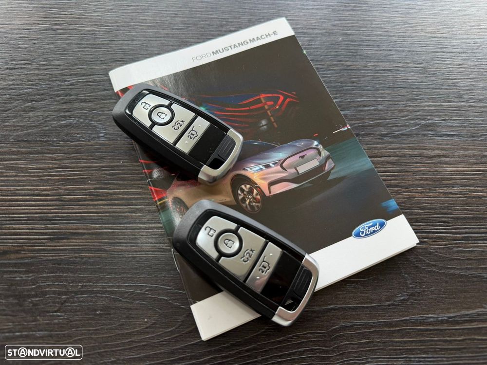Ford Mustang Mach-E Alargada - 56