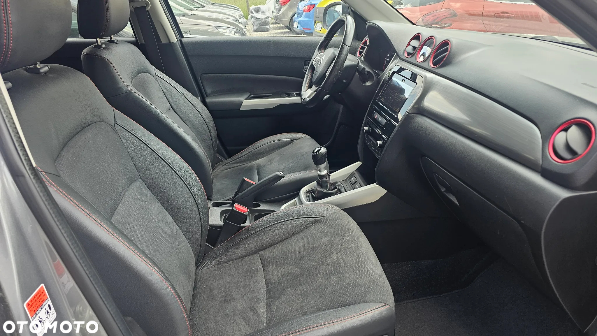 Suzuki Vitara 1.4 Boosterjet Allgrip S - 12