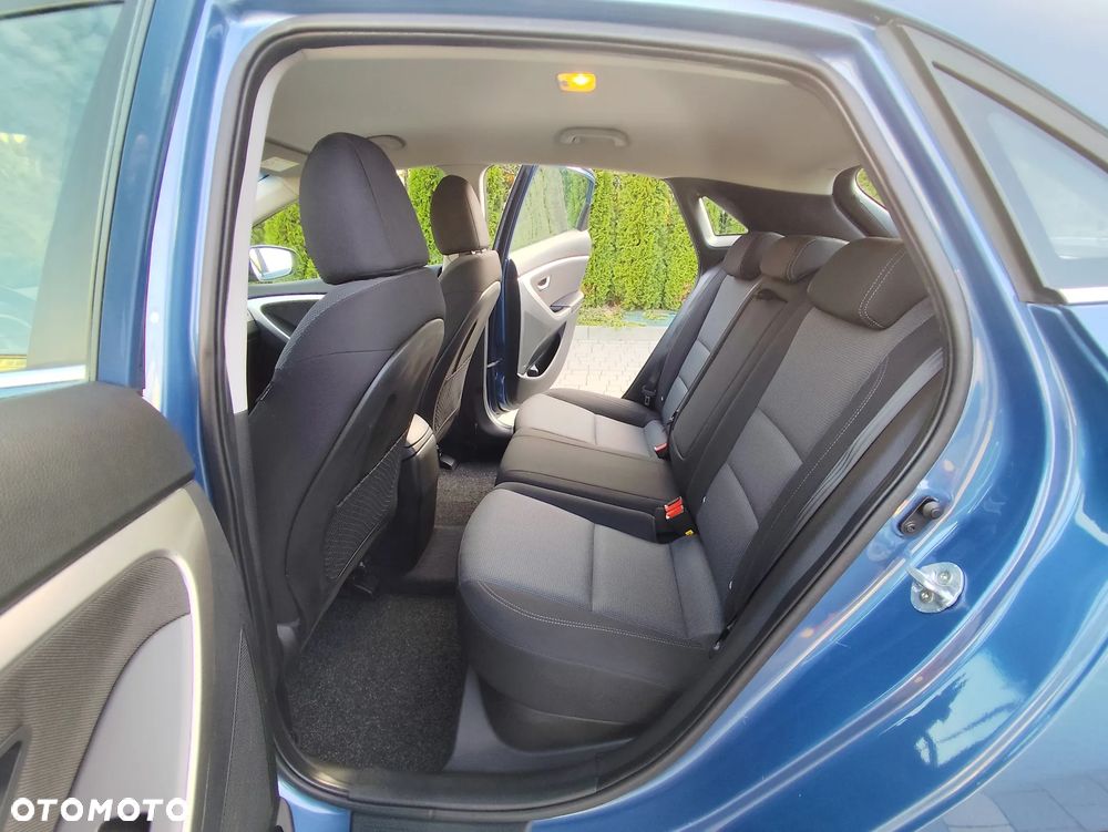 Hyundai i30 - 25
