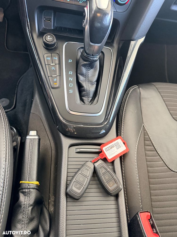 Ford Focus Turnier 1.5 EcoBlue Start-Stopp-System Aut. TITANIUM X - 10