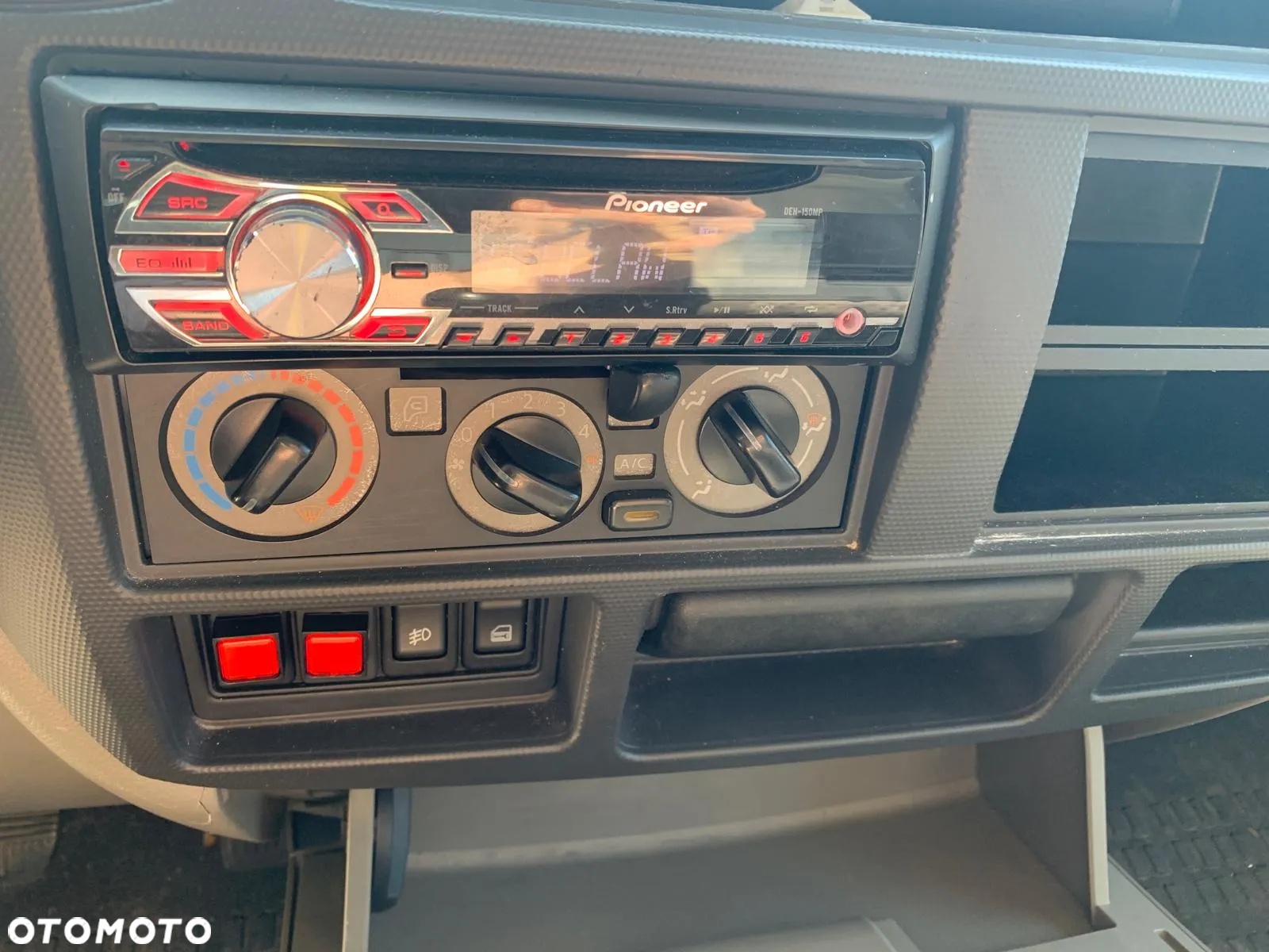 Nissan NISSAN CABSTAR 4x2 EURO6 PODNOŚNIK KOSZOWY - 28