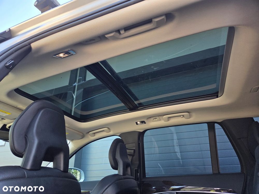 Volvo XC 90 T6 AWD Momentum 7os - 23