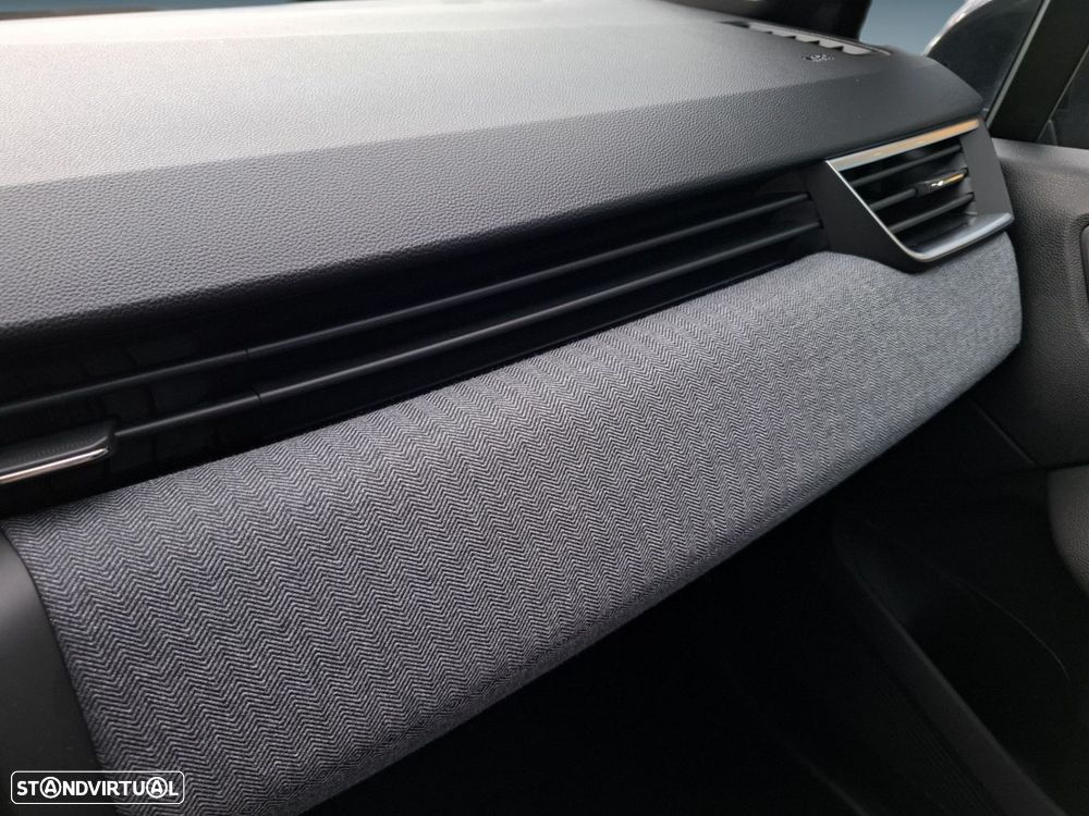 Renault Clio 1.6 E-Tech Intens - 23