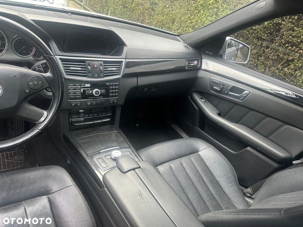 Mercedes-Benz Klasa E 500 4-Matic Avantgarde - 10