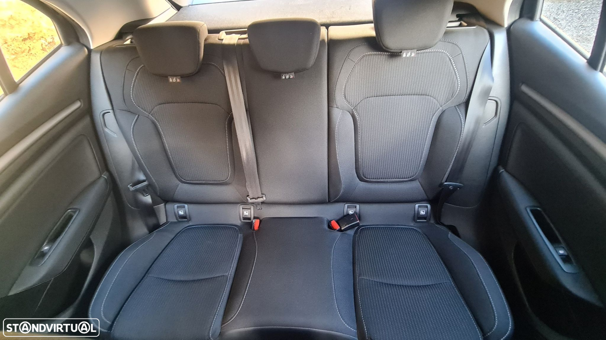 Renault Mégane 1.5 Blue dCi Intens EDC - 38