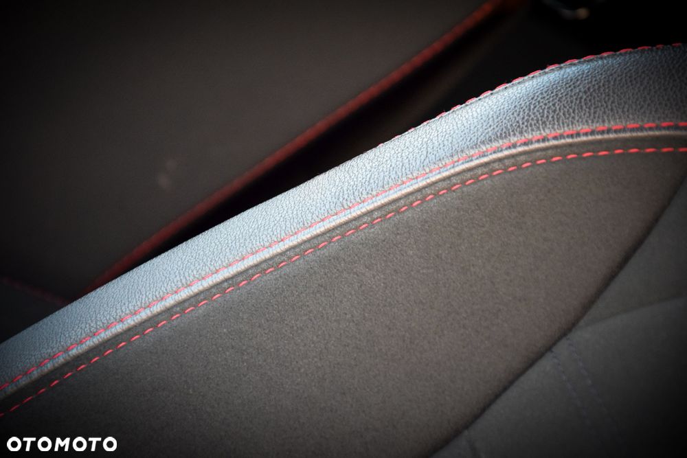 Ford Kuga 1.5 EcoBoost 4x4 ST-Line - 40