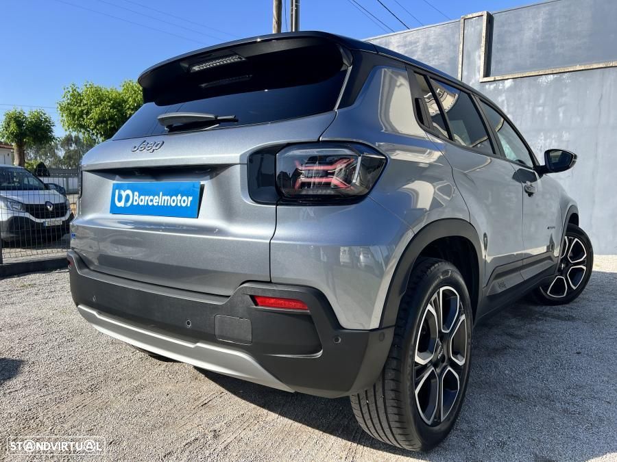 Jeep Avenger 54 kWh Summit - 16