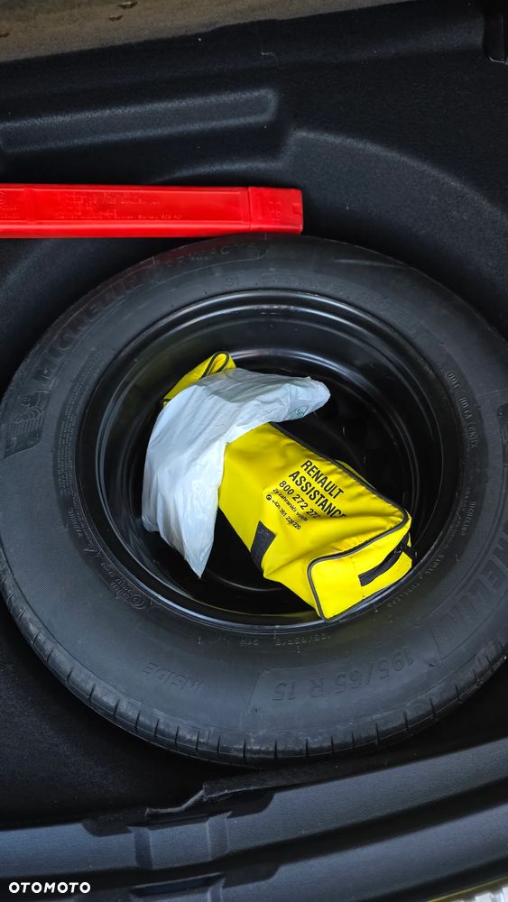 Renault Megane 1.3 TCe FAP Limited - 12