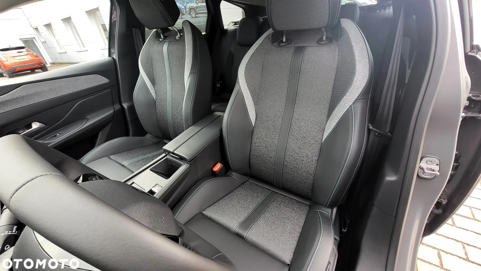 Peugeot 308 1.5 BlueHDi Allure Pack S&S EAT8 - 23