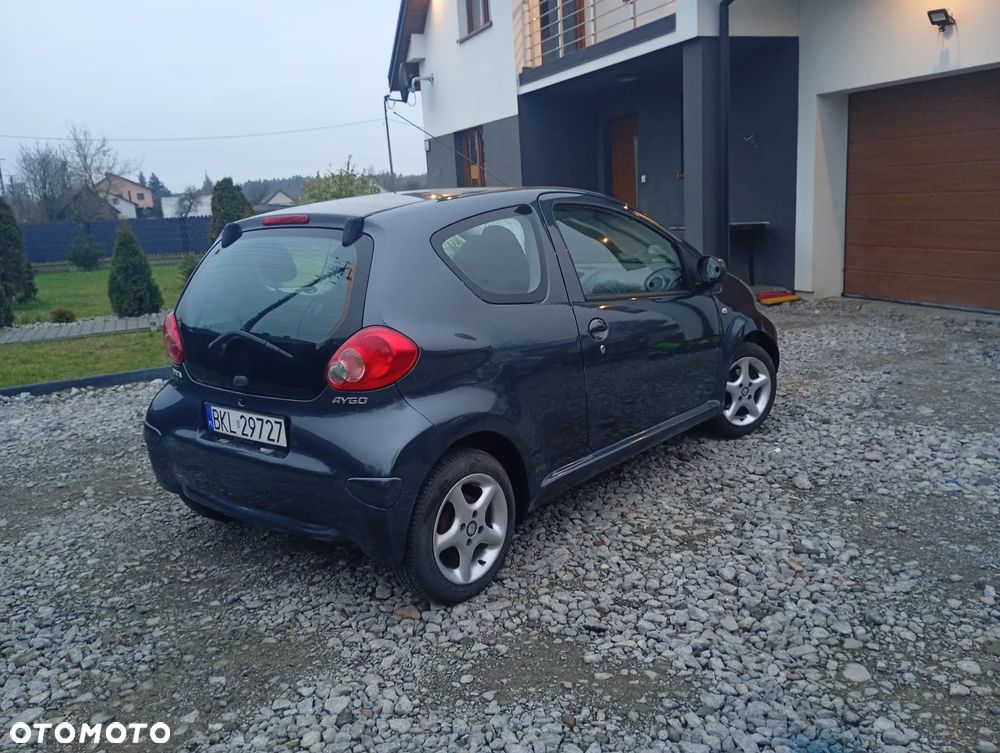 Toyota Aygo - 3