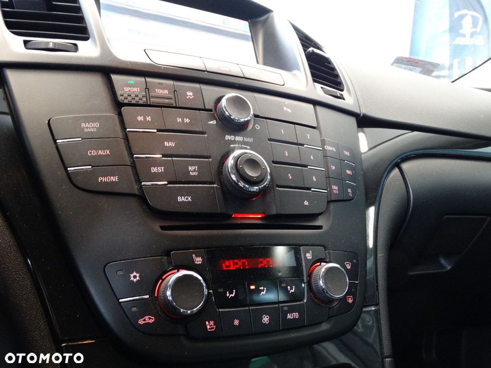 Opel Insignia - 20