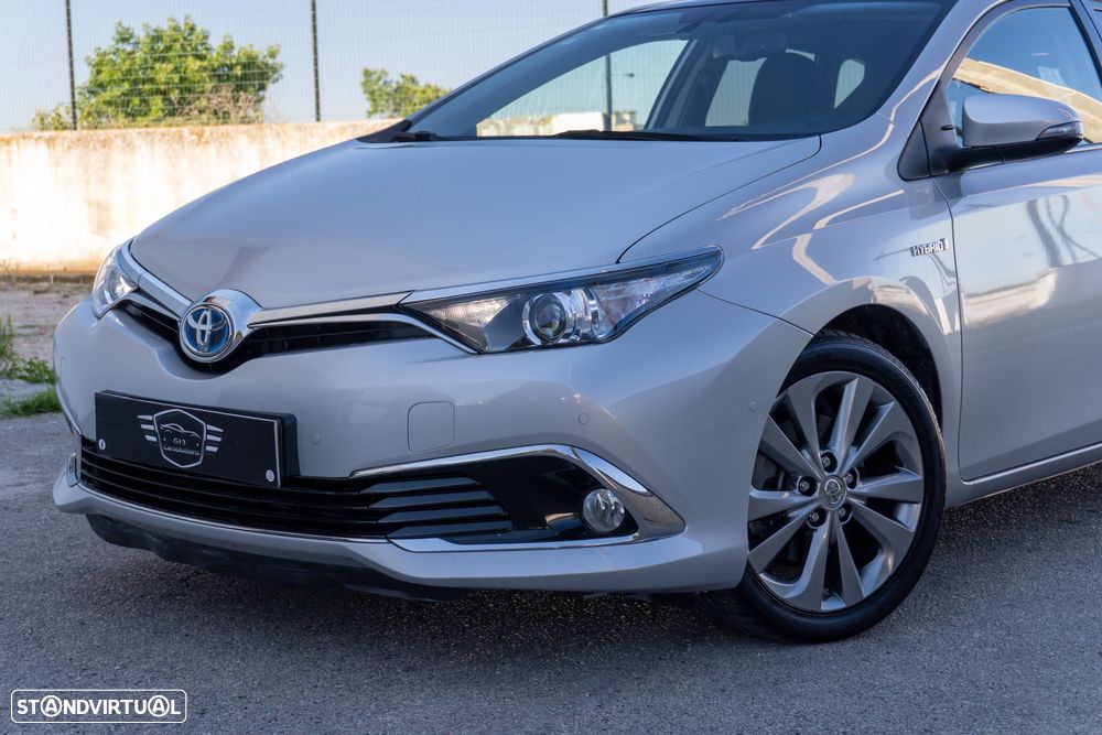 Toyota Auris 1.8 HSD Exclusive - 6