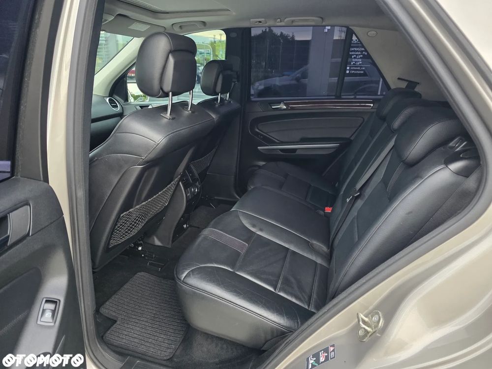 Mercedes-Benz ML - 27