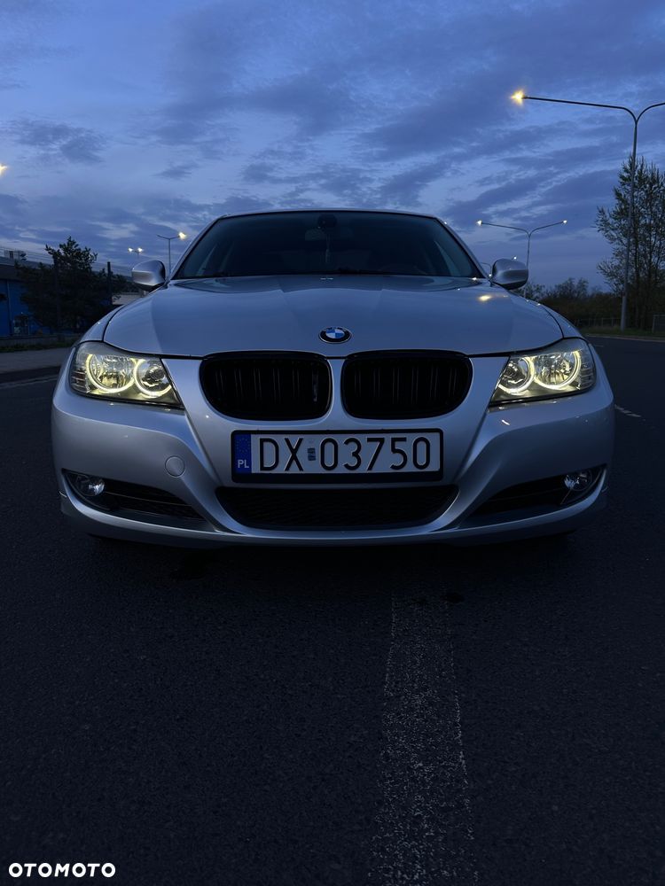 BMW Seria 3 320d DPF - 3