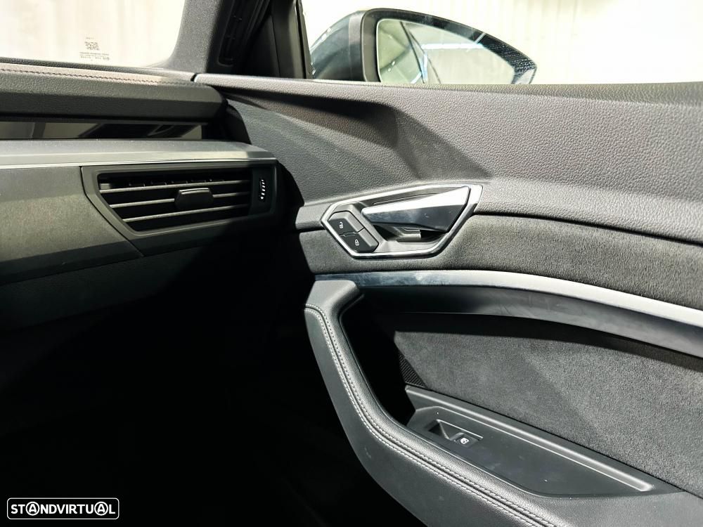 Audi e-tron 55 quattro S line - 27