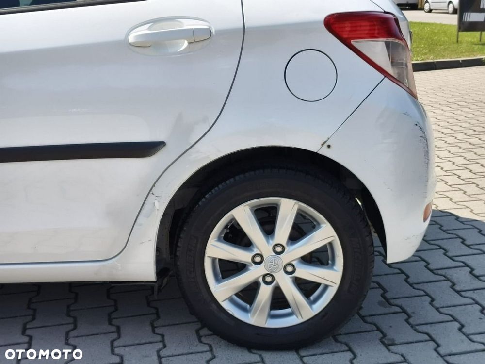 Toyota Yaris - 27