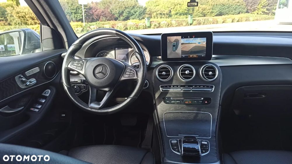 Mercedes-Benz GLC 300 4Matic 9G-TRONIC AMG Line - 4