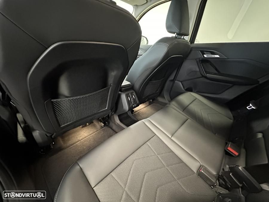 BMW iX1 xDrive30 - 18