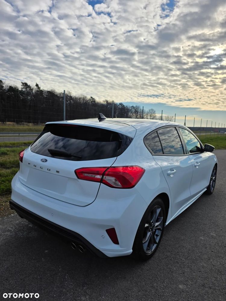 Ford Focus 1.5 TDCi DPF Start-Stopp-System ST-Line - 5