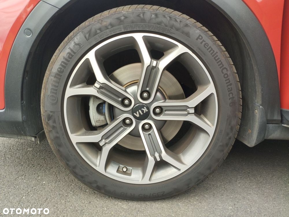 Kia XCeed 1.6 T-GDI L Business Line DCT - 18