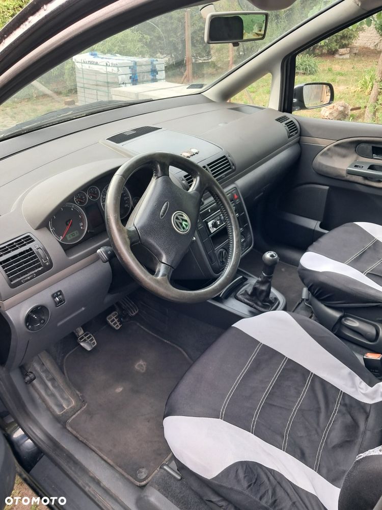 Volkswagen Sharan - 8