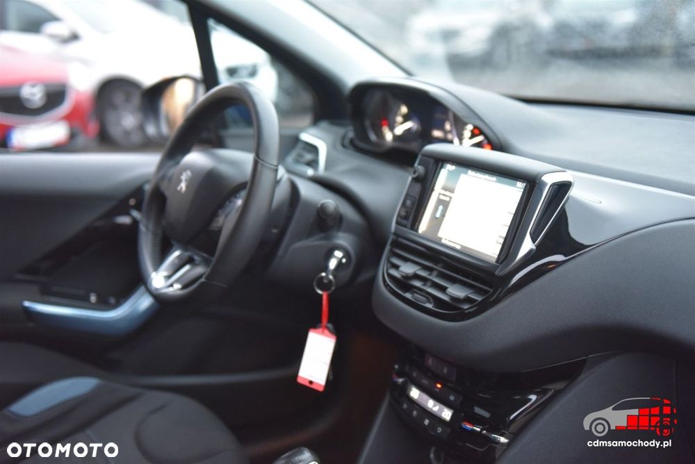 Peugeot 208 - 21