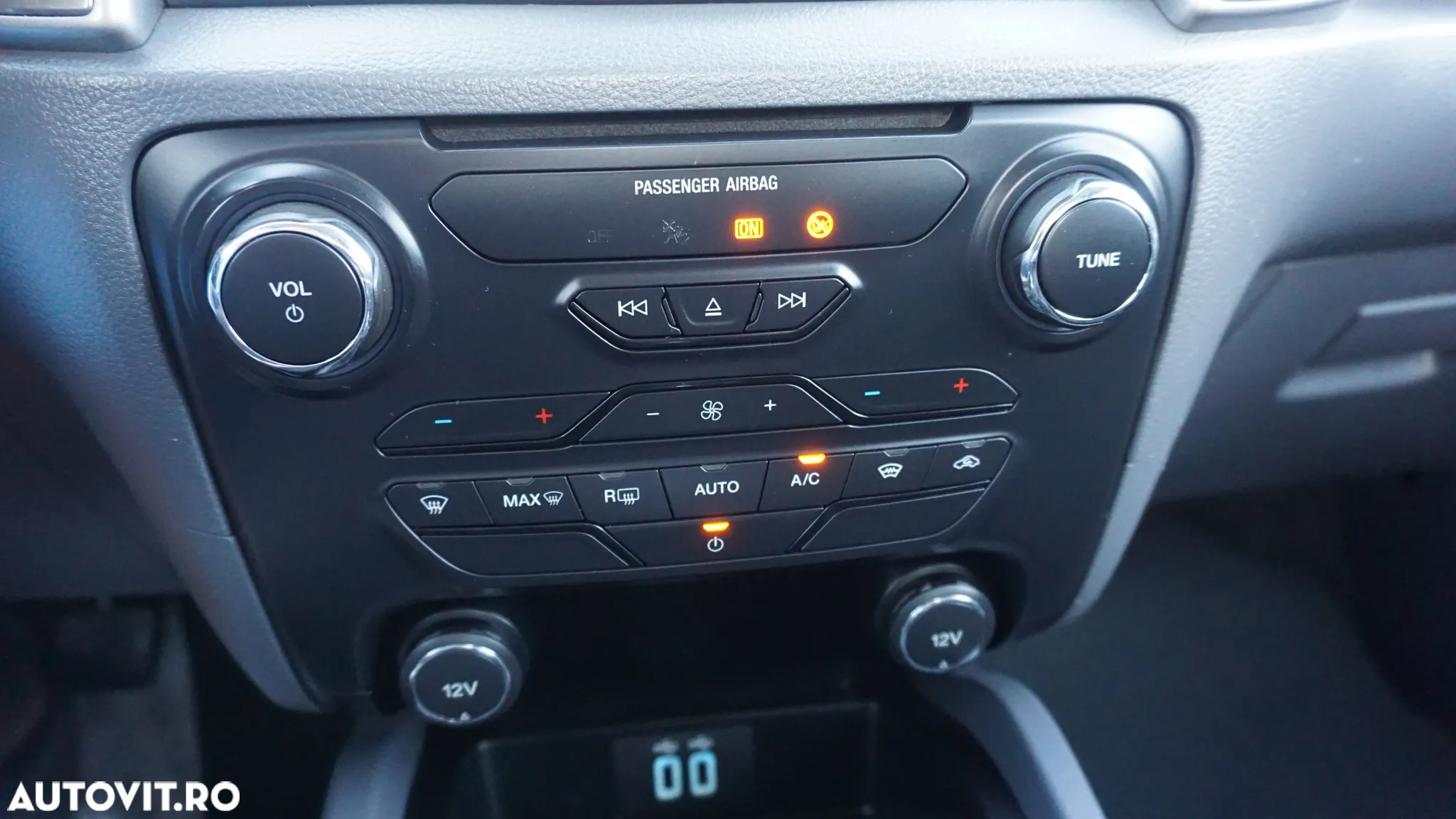 Ford Ranger Pick-Up 2.2 TDCi 4x4 Cabina RAP - 19
