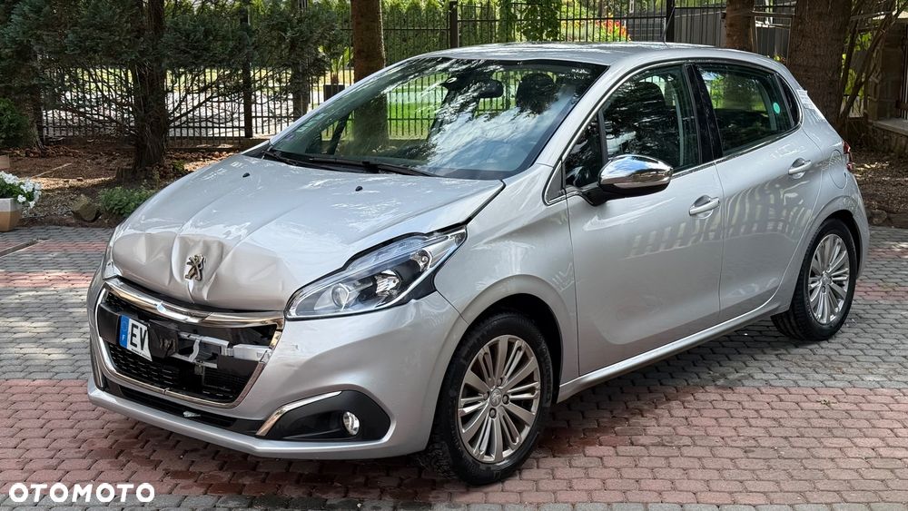 Peugeot 208 1.2 PureTech Allure - 3