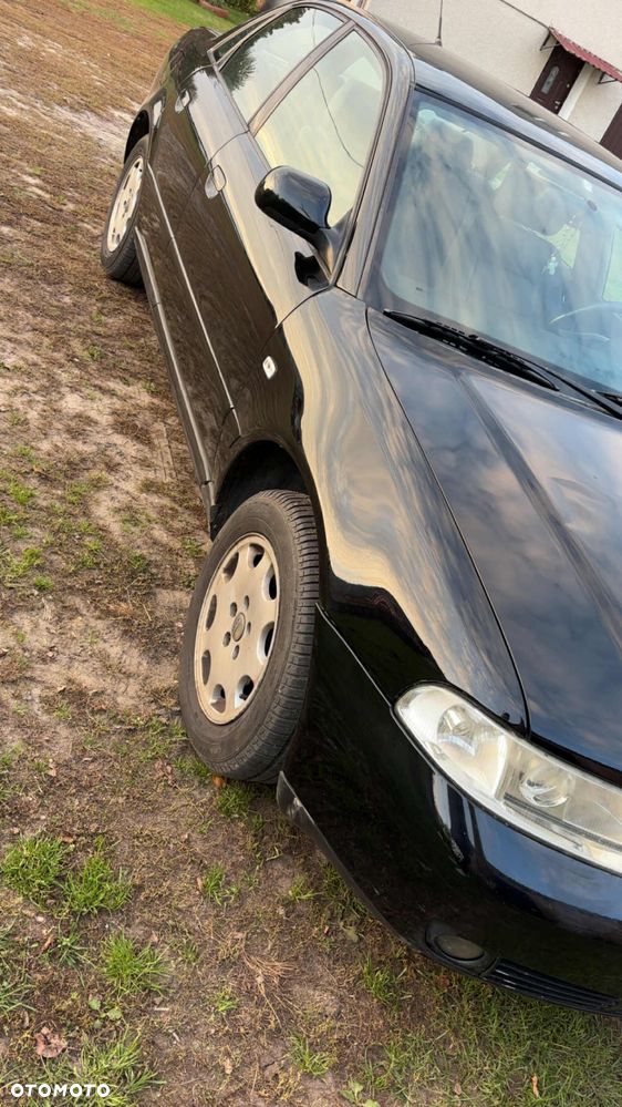 Audi A4 Avant 1.8 - 7