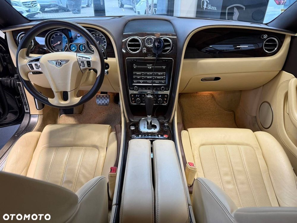 Bentley Continental GT - 16