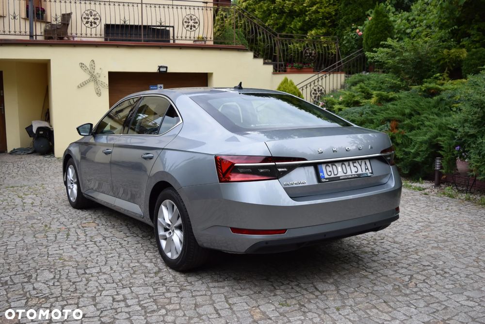 Skoda Superb 1.5 TSI L&K DSG - 4