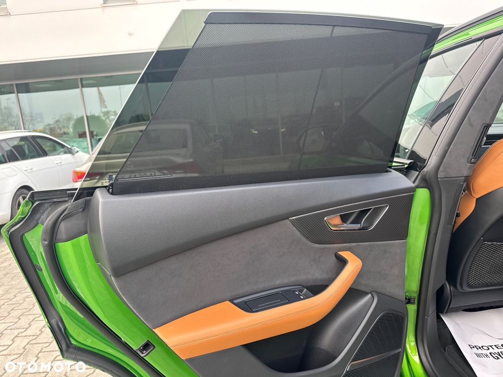 Audi RS Q8 - 26