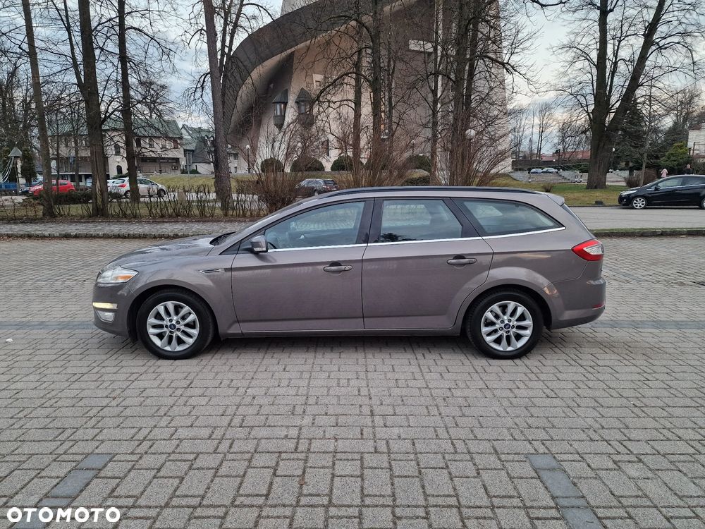 Ford Mondeo - 10