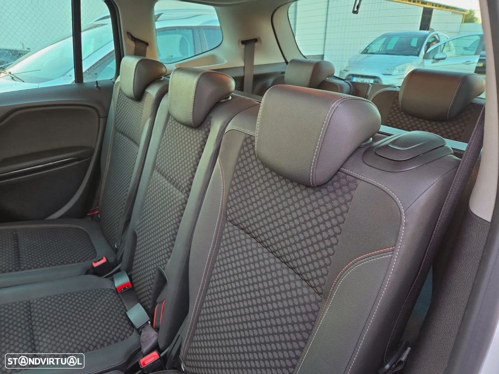 Opel Zafira 1.6 CDTi Innovation S/S - 29
