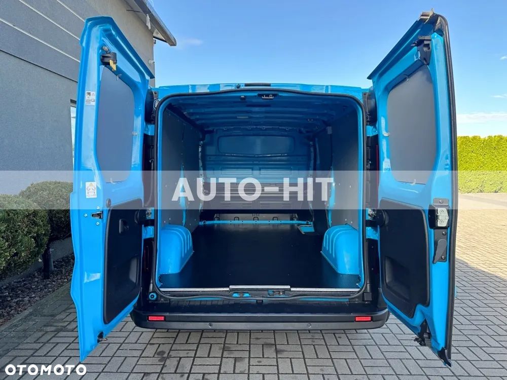 Renault Trafic - 16