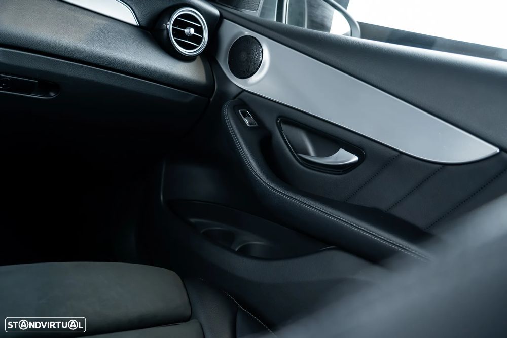 Mercedes-Benz GLC 250 d AMG Line 4-Matic - 21