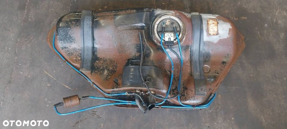 BAK ZBIORNIK PALIWA + POMPKA METALOWY OPEL VECTRA B 1.6 16V 90467291 - 1