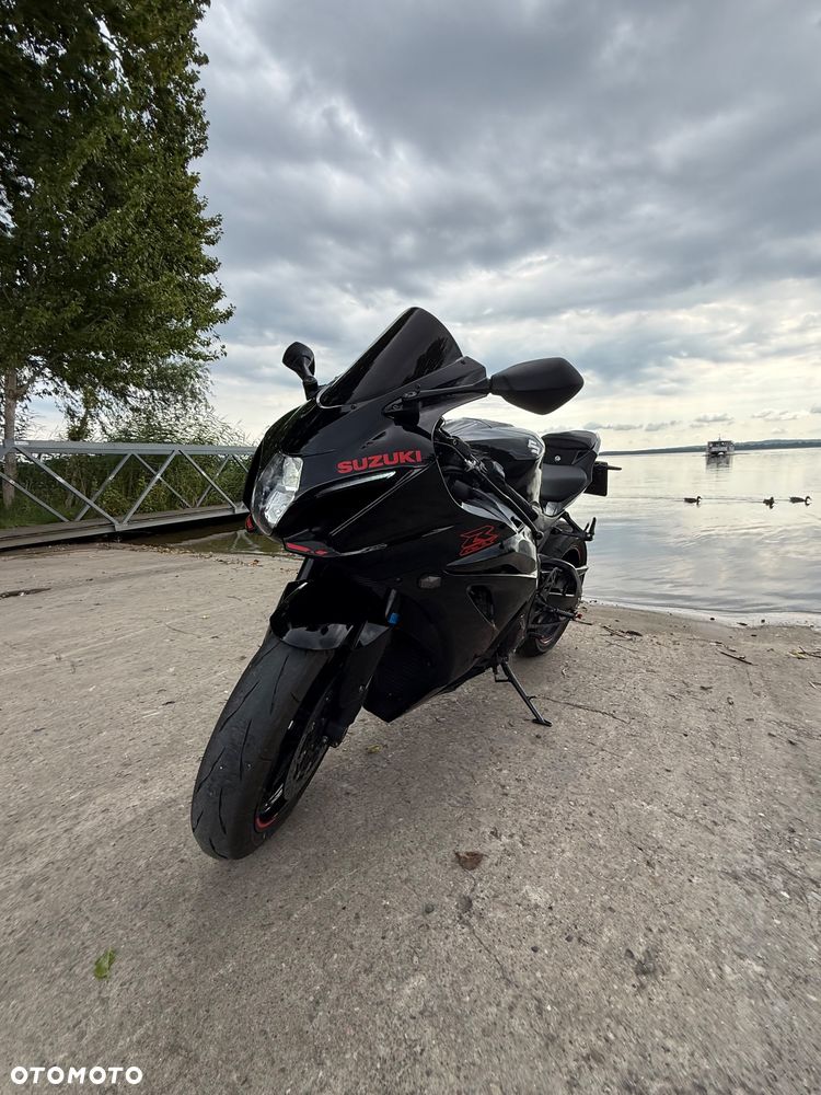 Suzuki GSX-R - 2
