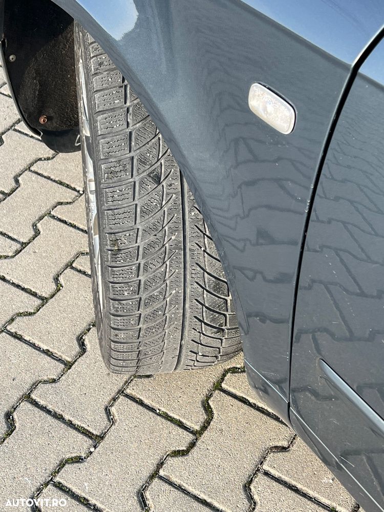 Audi A4 Avant 2.0 TDI - 6