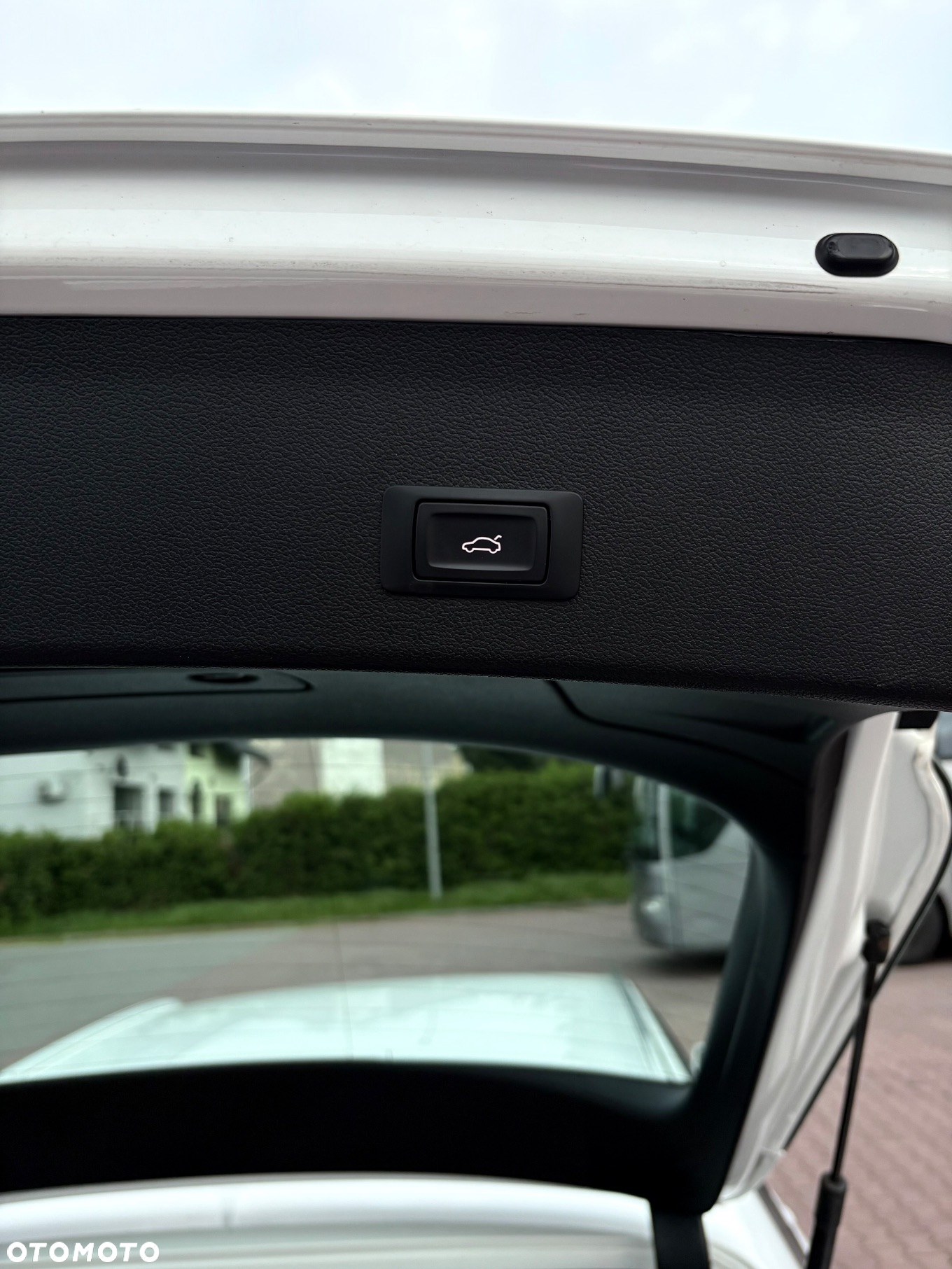Audi A4 3.0 TDI Quattro S tronic - 21