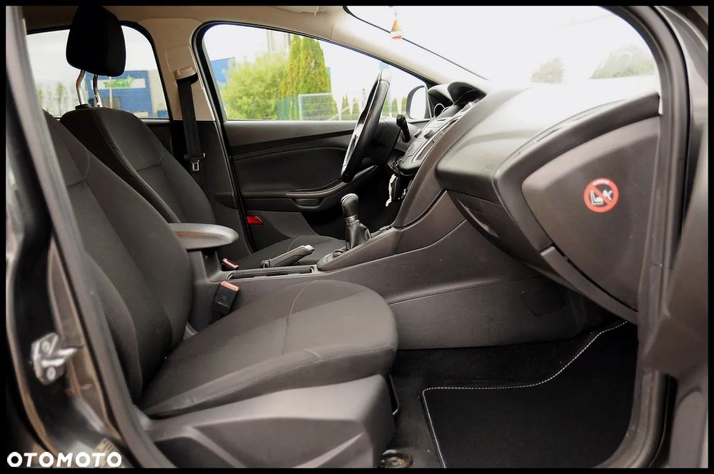 Ford Focus - 28