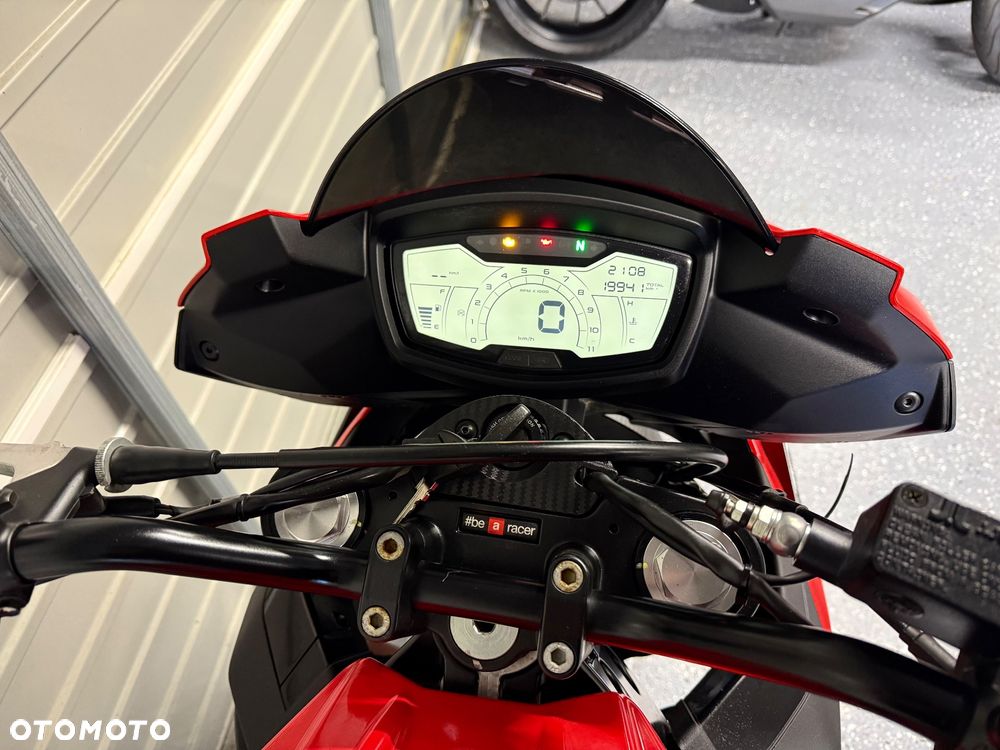 Aprilia Tuono - 6