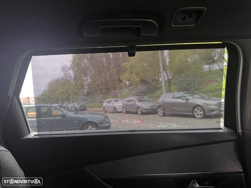 Peugeot 5008 1.5 BlueHDi Allure Pack EAT8 - 24