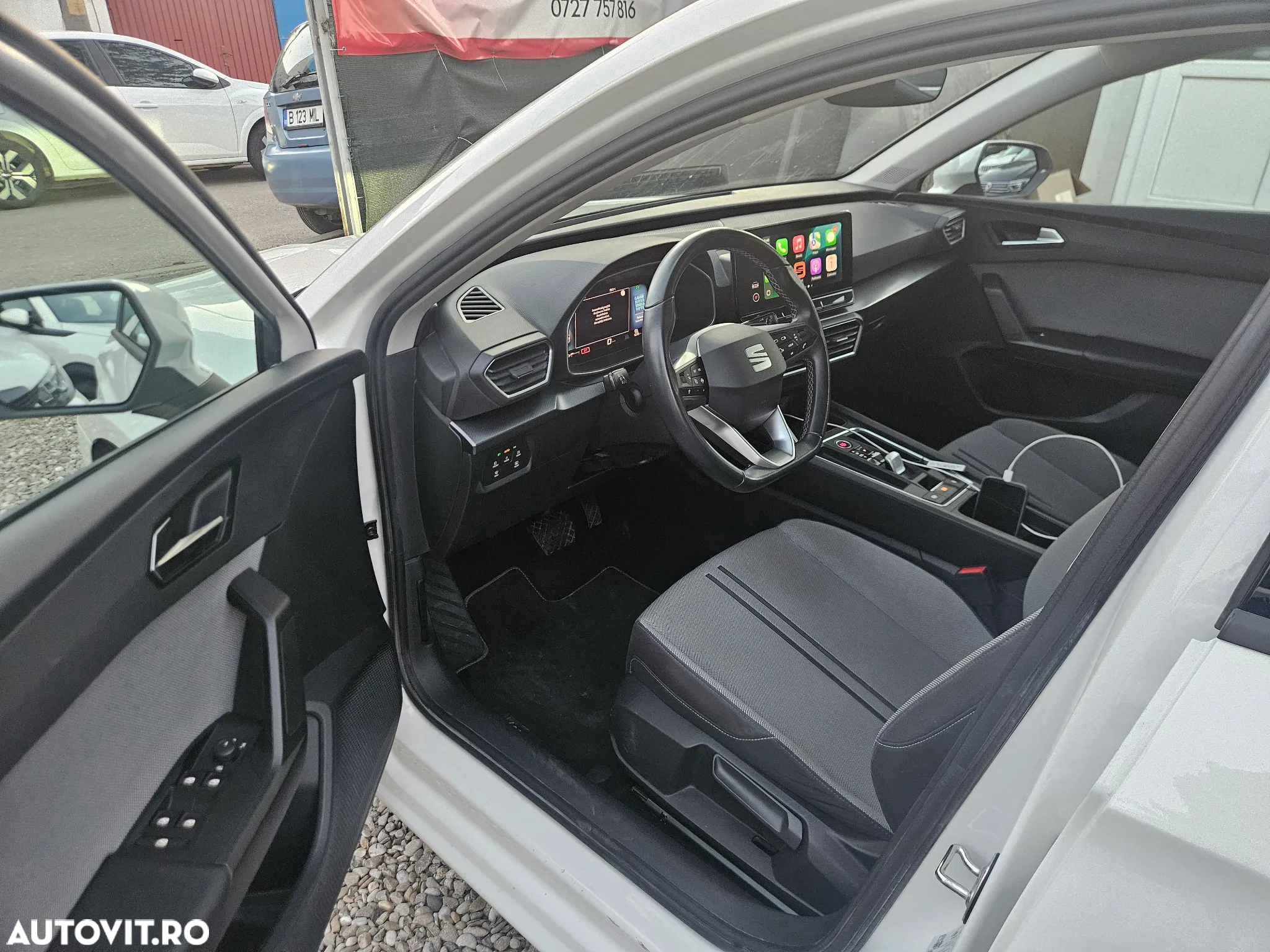 Seat Leon ST 1.0 ETSI mHEV DSG7 Style - 10
