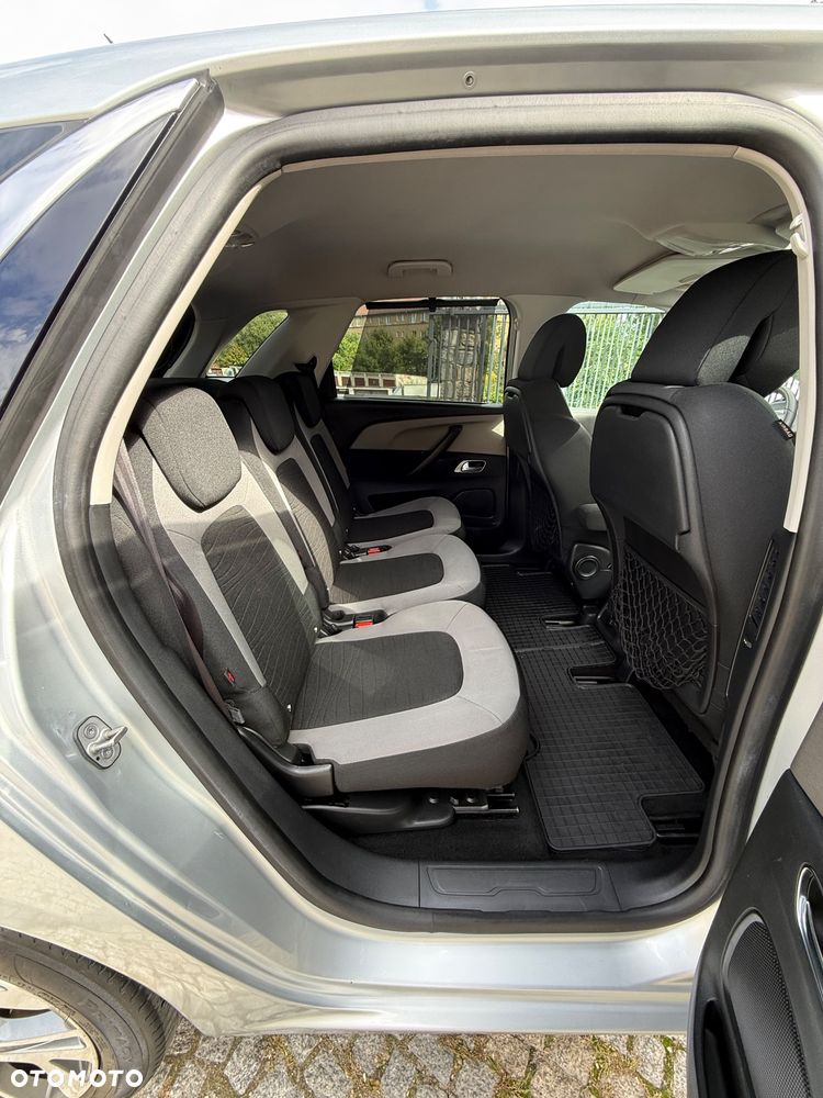 Citroën C4 Picasso 1.6 e-HDi Exclusive - 18