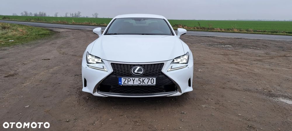 Lexus RC 200t / 300 F Sport - 3